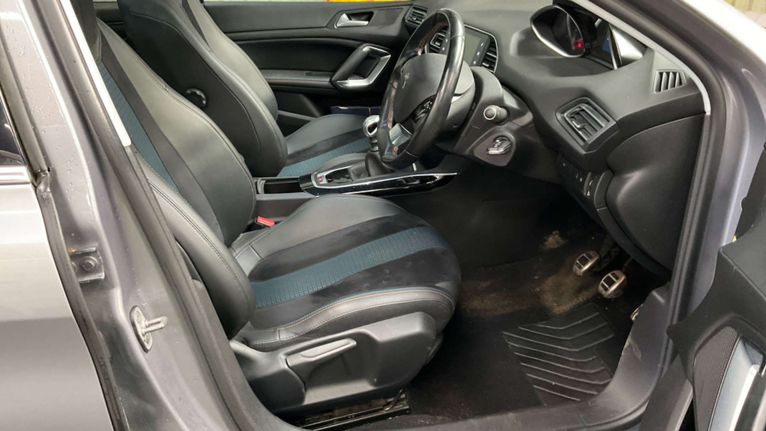 Used Peugeot 308 2019 for sale - 77916380: Photo 11