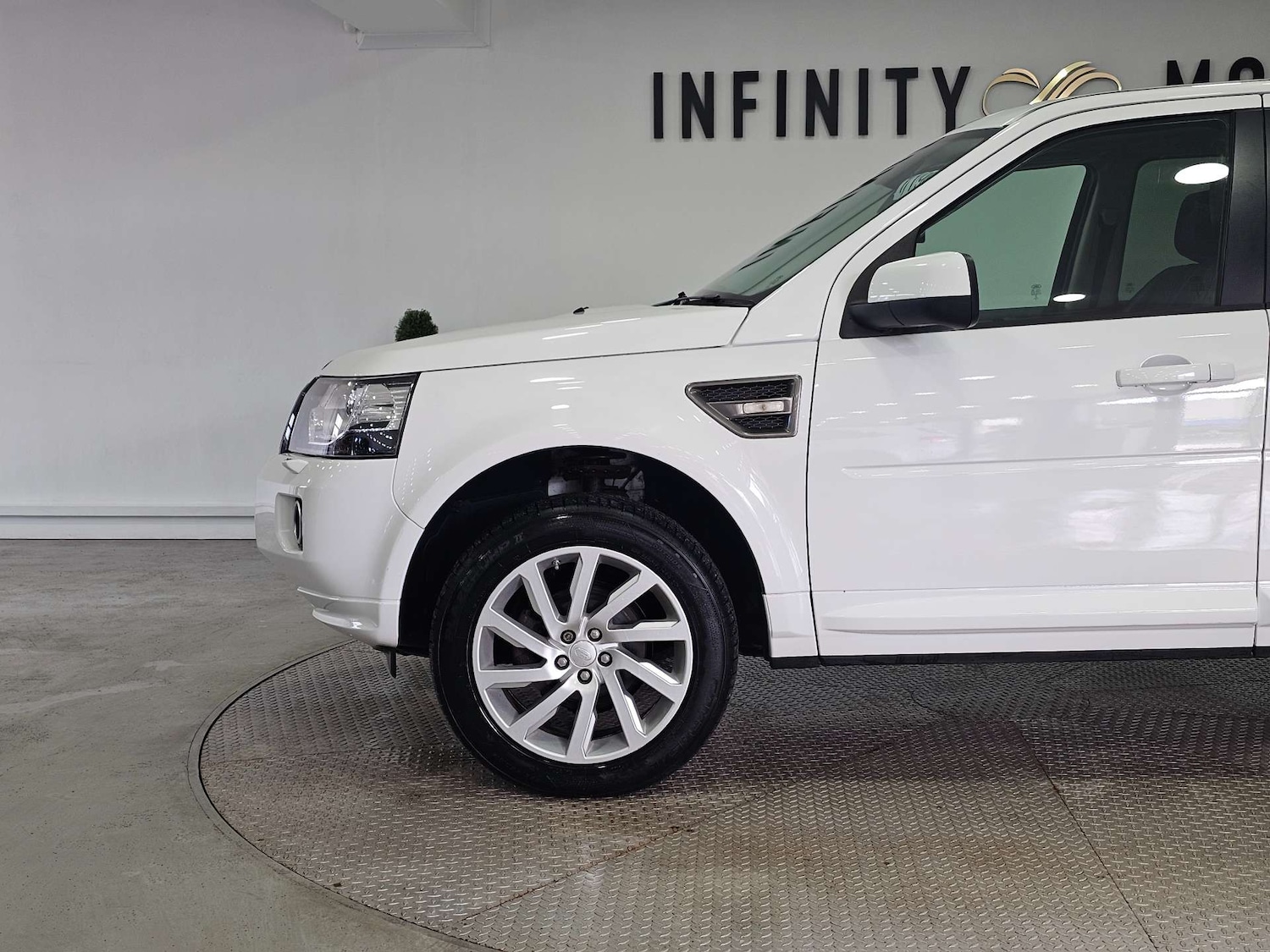 Used Land Rover Freelander 2014 for sale - 77638750: Photo 24