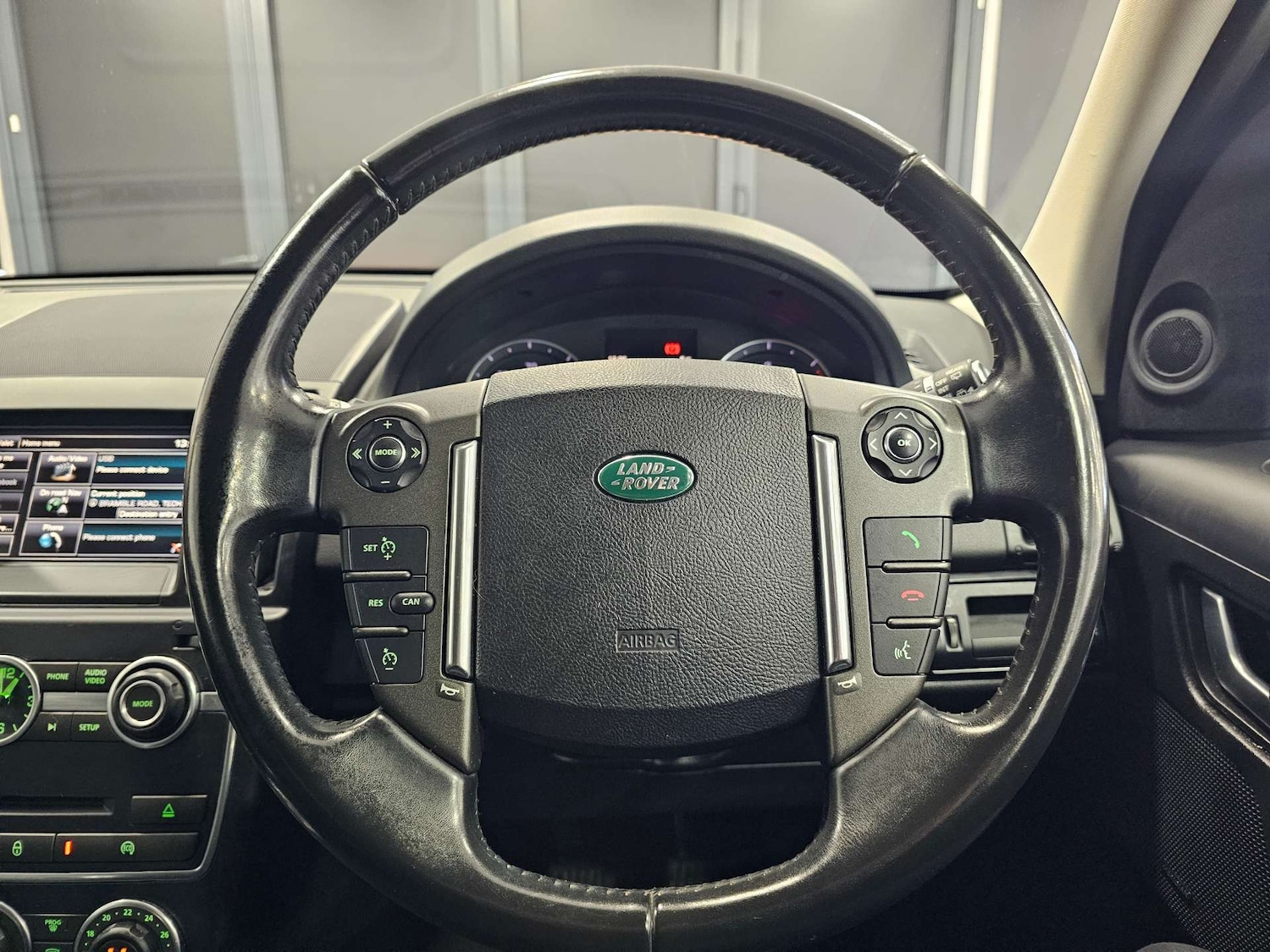 Used Land Rover Freelander 2014 for sale - 77638750: Photo 55
