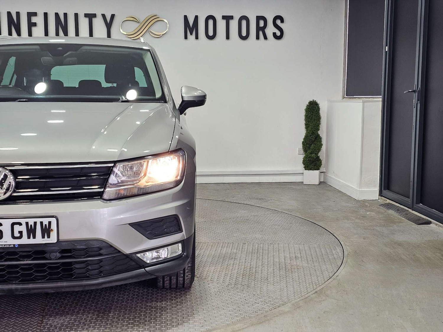 Used Volkswagen Tiguan 2016 for sale - 76972371: Photo 11