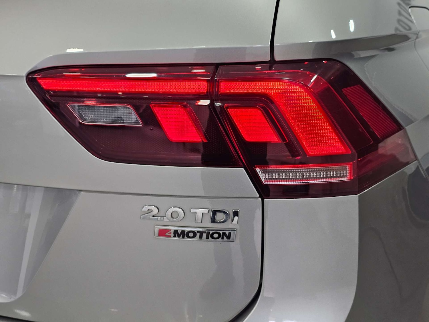 Used Volkswagen Tiguan 2016 for sale - 76972371: Photo 24