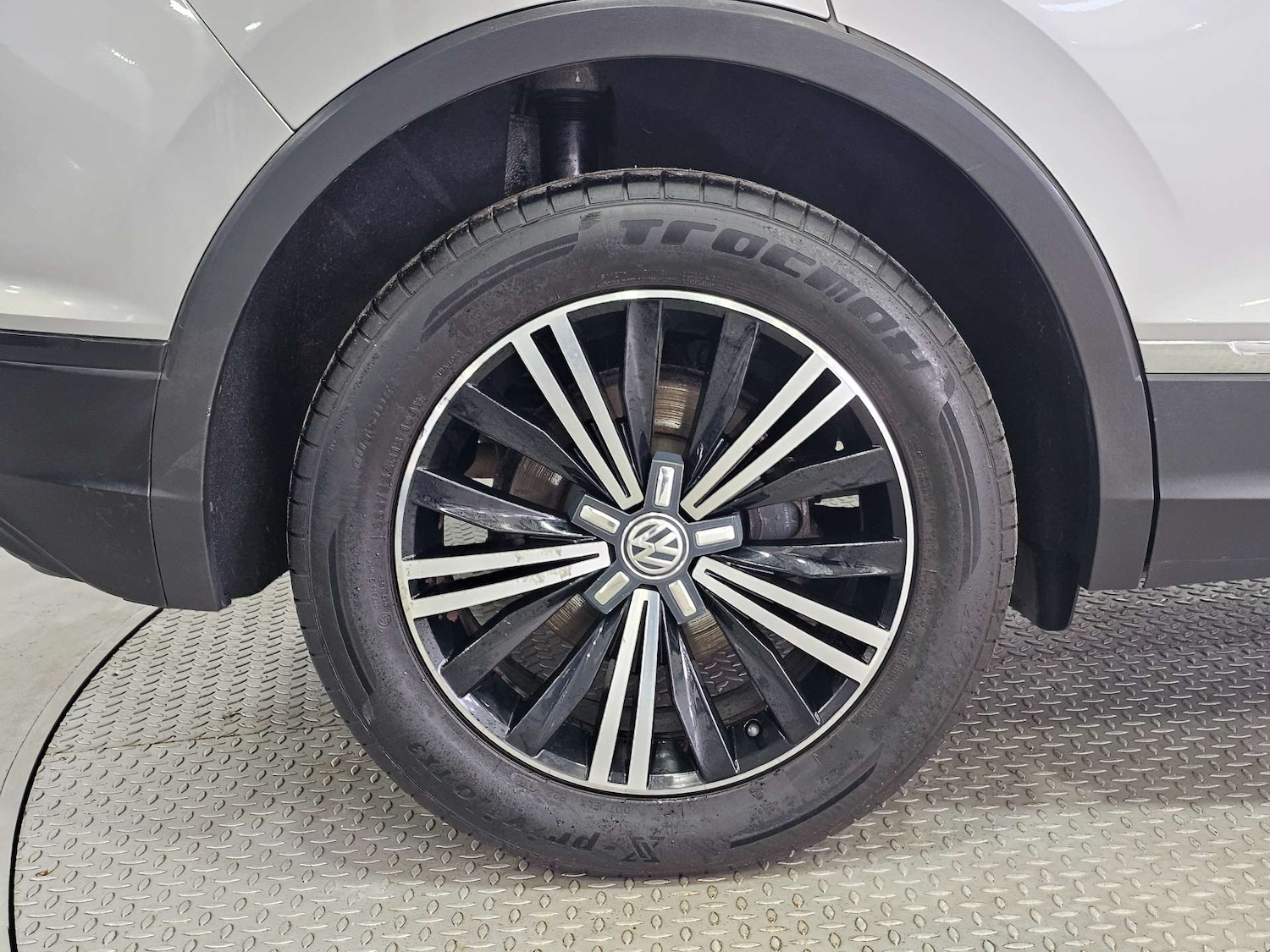 Used Volkswagen Tiguan 2016 for sale - 76972371: Photo 26