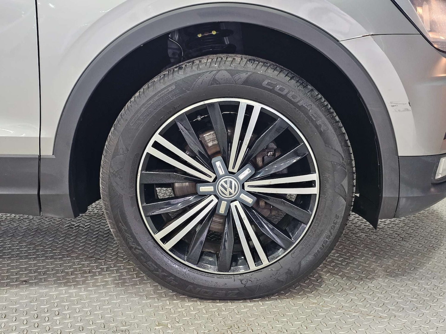 Used Volkswagen Tiguan 2016 for sale - 76972371: Photo 29