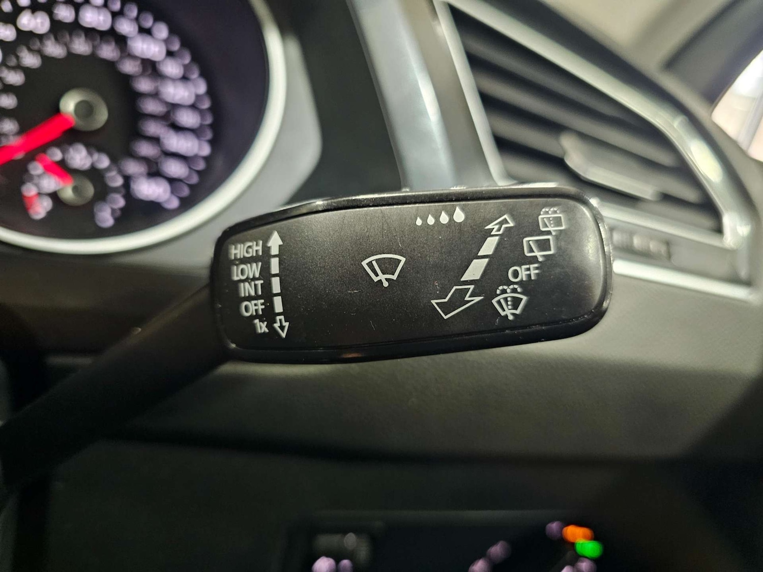 Used Volkswagen Tiguan 2016 for sale - 76972371: Photo 38