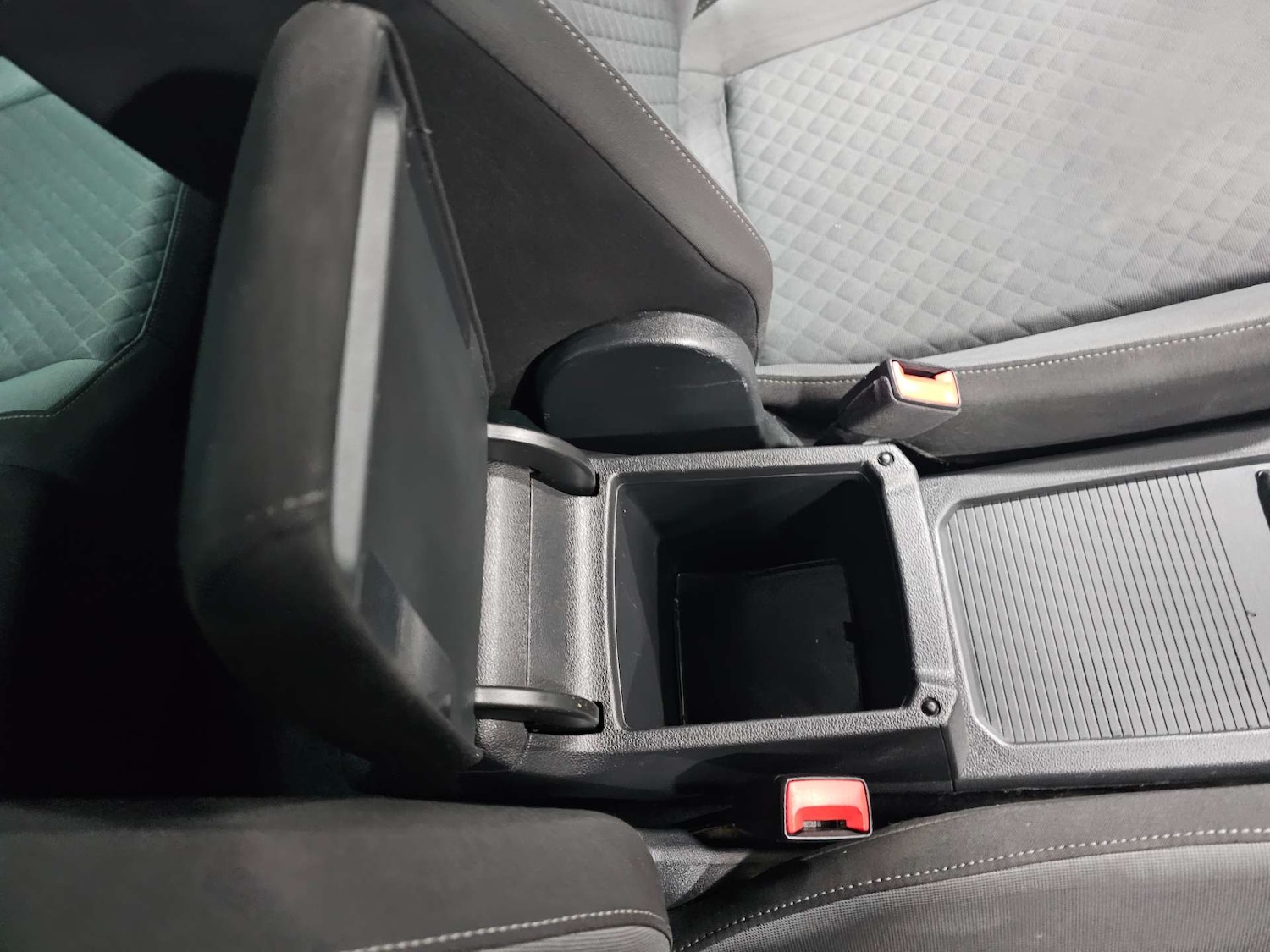 Used Volkswagen Tiguan 2016 for sale - 76972371: Photo 40