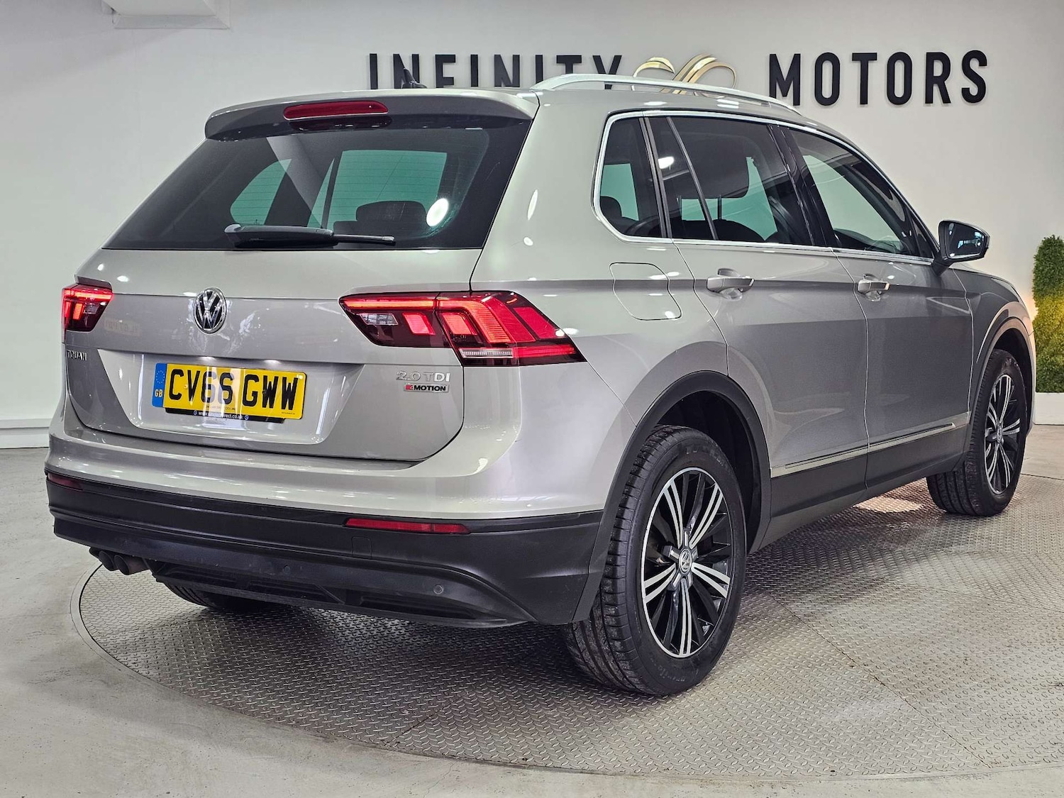 Used Volkswagen Tiguan 2016 for sale - 76972371: Photo 47