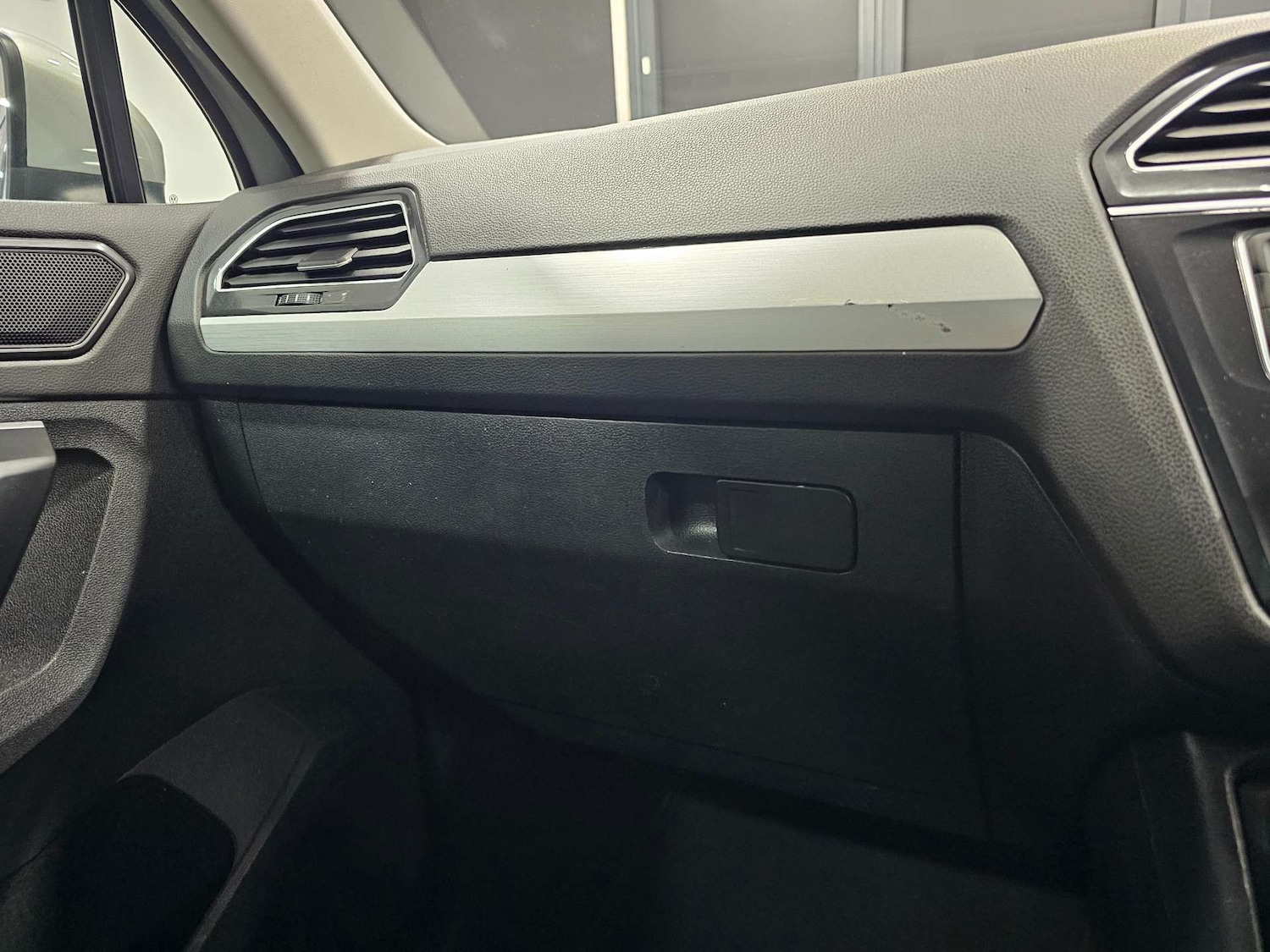 Used Volkswagen Tiguan 2016 for sale - 76972371: Photo 62