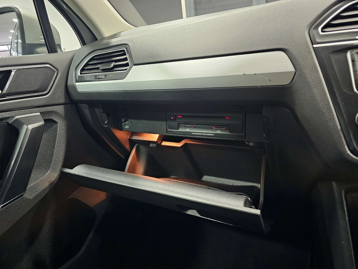 Used Volkswagen Tiguan 2016 for sale - 76972371: Photo 63