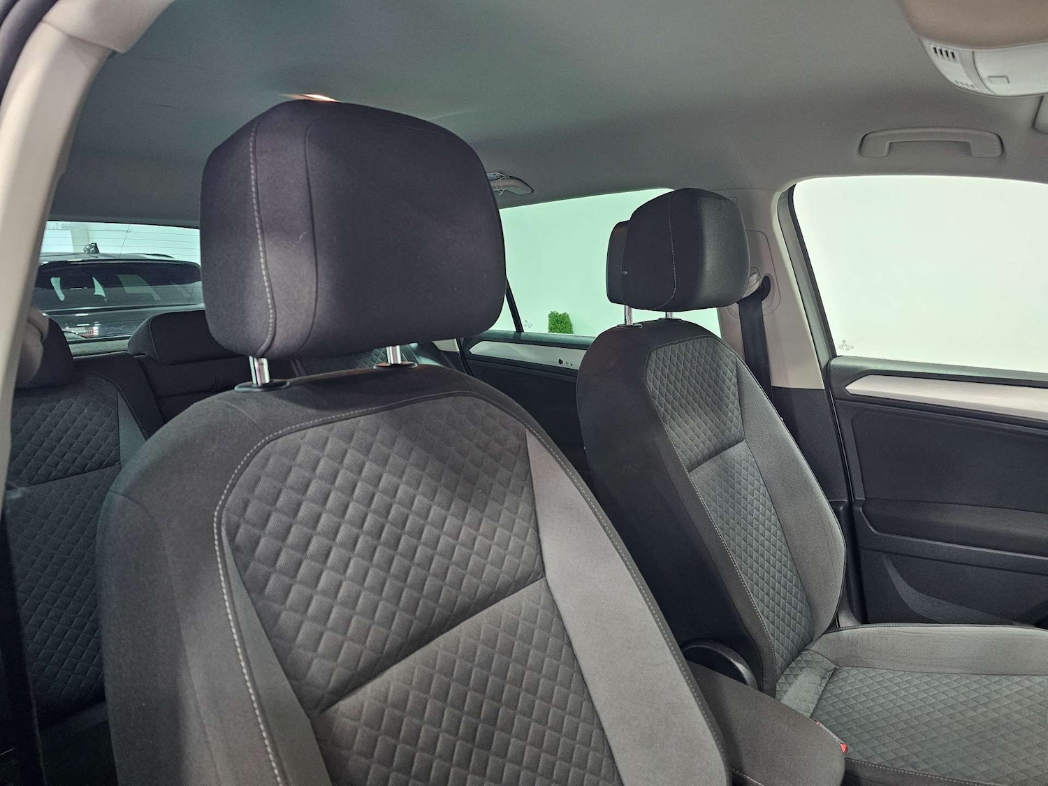 Used Volkswagen Tiguan 2016 for sale - 76972371: Photo 77