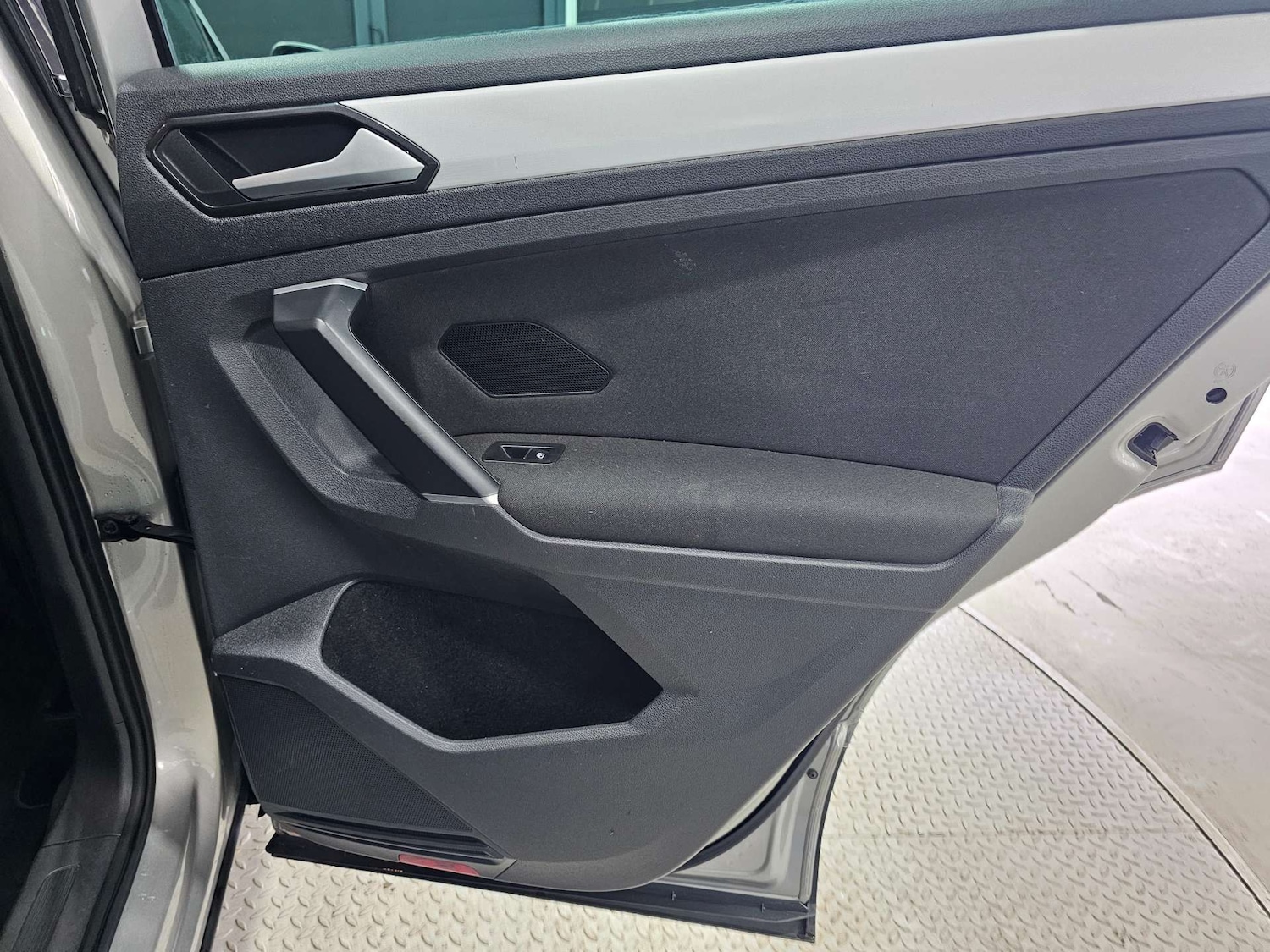 Used Volkswagen Tiguan 2016 for sale - 76972371: Photo 88