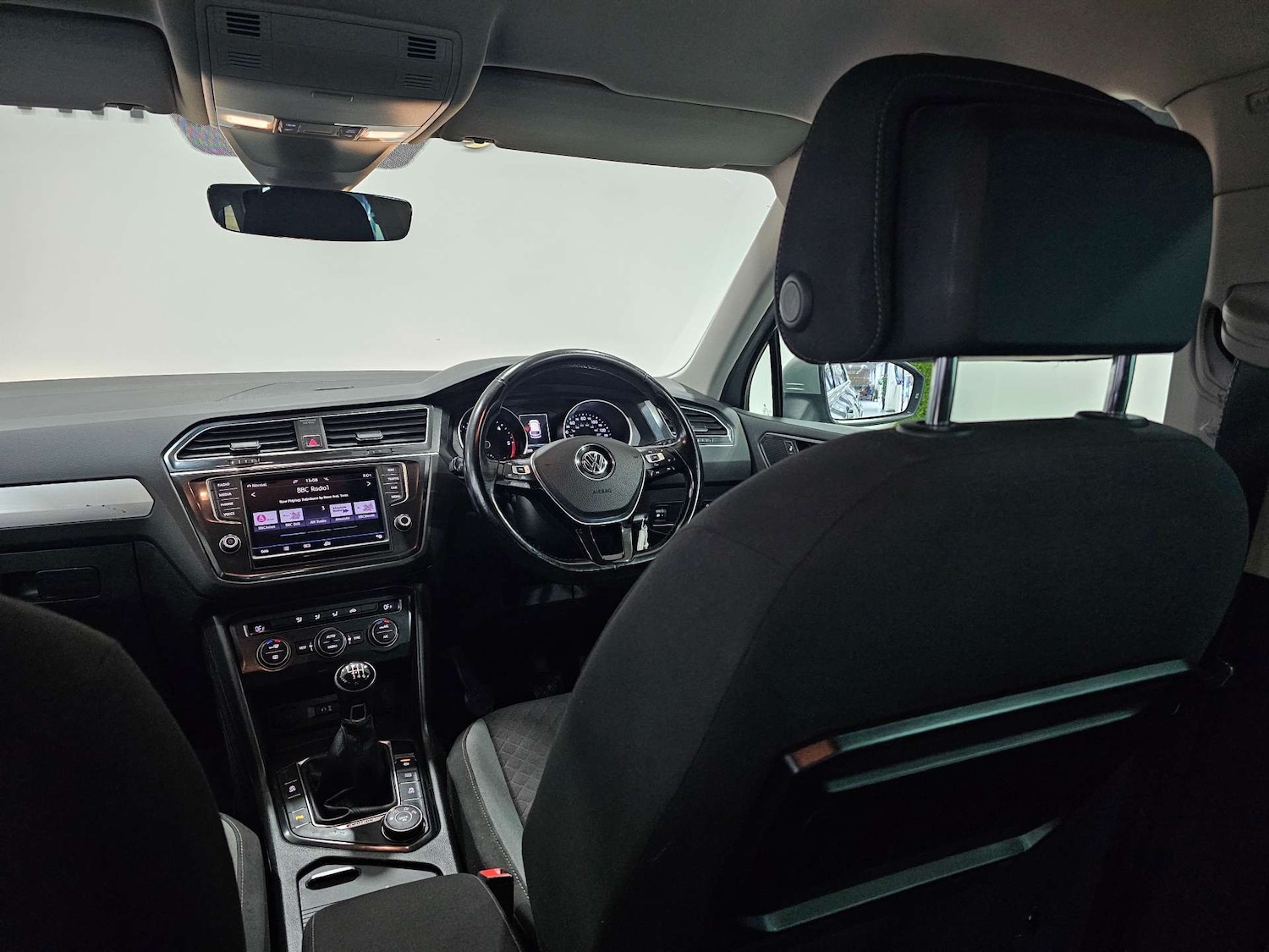 Used Volkswagen Tiguan 2016 for sale - 76972371: Photo 92