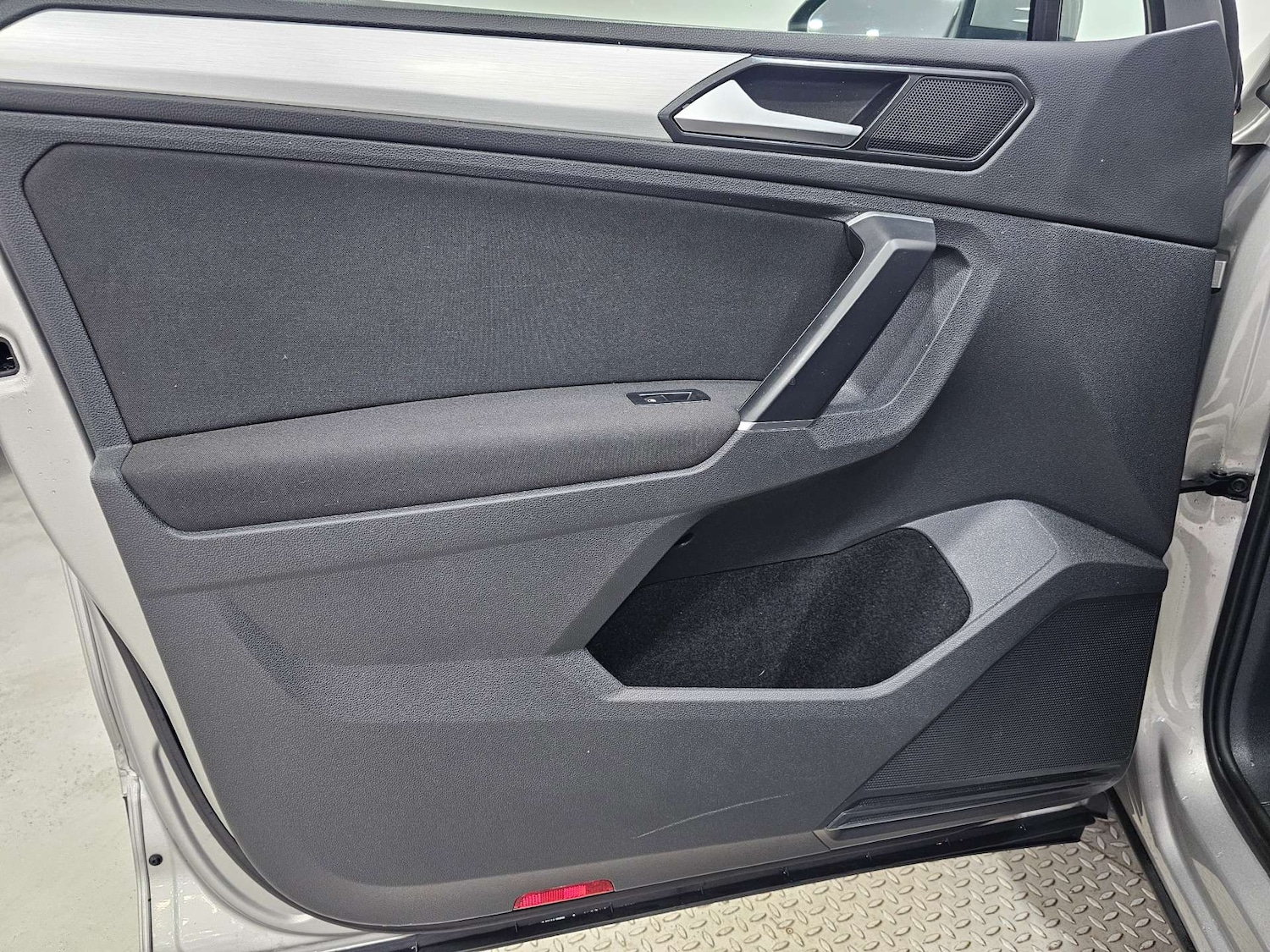 Used Volkswagen Tiguan 2016 for sale - 76972371: Photo 93