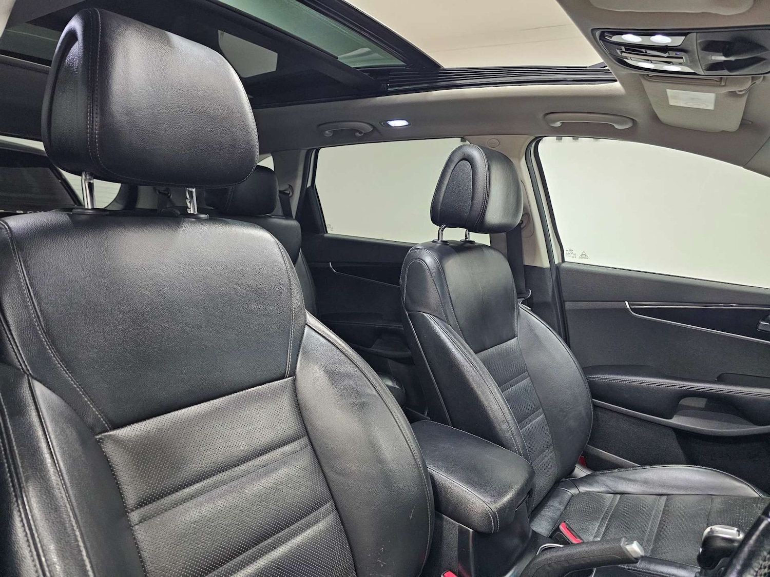 Used Kia Sorento 2016 for sale - 77639593: Photo 92