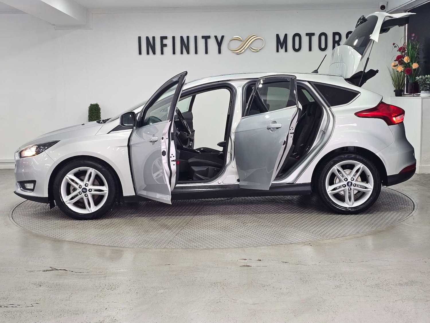 Used Ford Focus 2018 for sale - 76972340: Photo 46