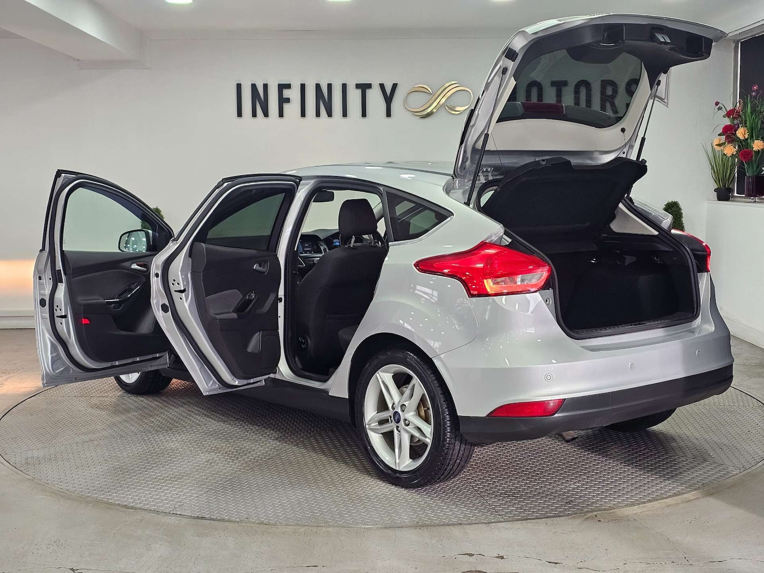 Used Ford Focus 2018 for sale - 76972340: Photo 47