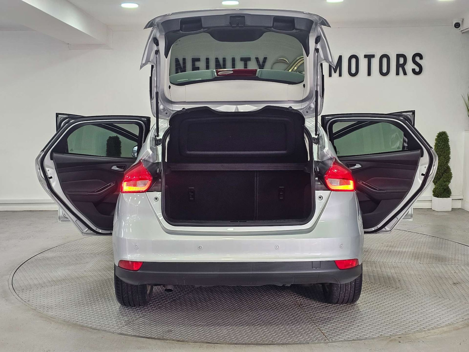 Used Ford Focus 2018 for sale - 76972340: Photo 48