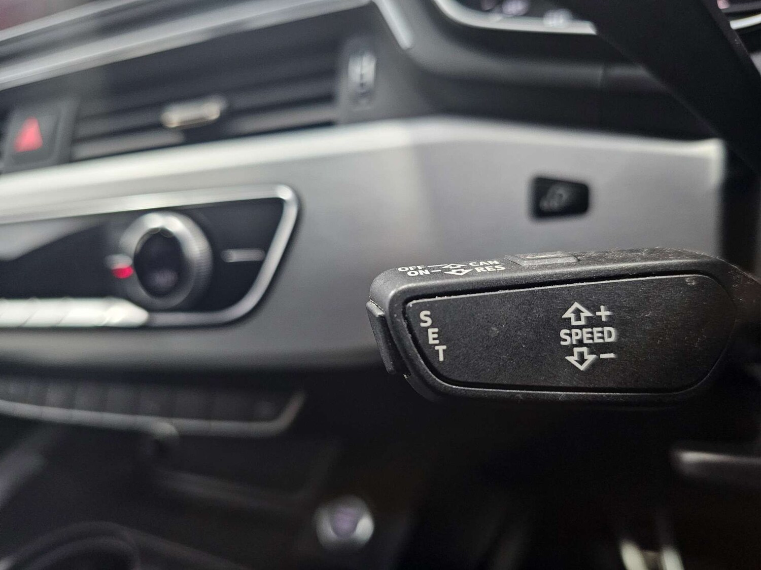 Used Audi A4 2016 for sale - 77937279: Photo 44