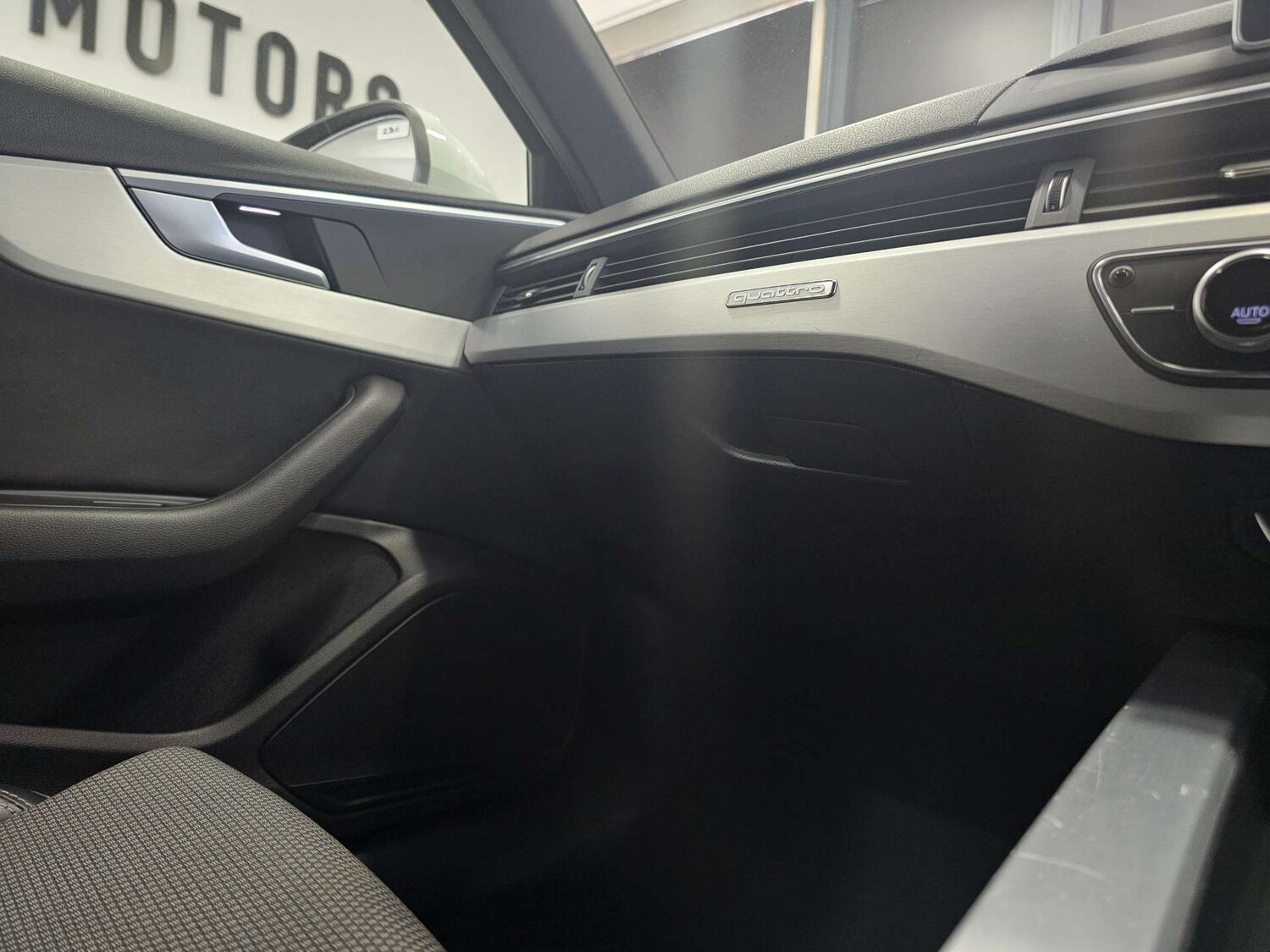 Used Audi A4 2016 for sale - 77937279: Photo 61