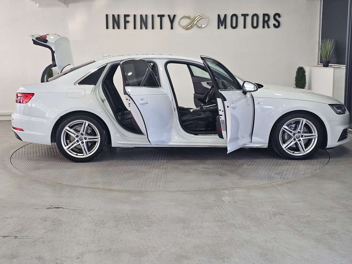 Used Audi A4 2016 for sale - 77937279: Photo 75