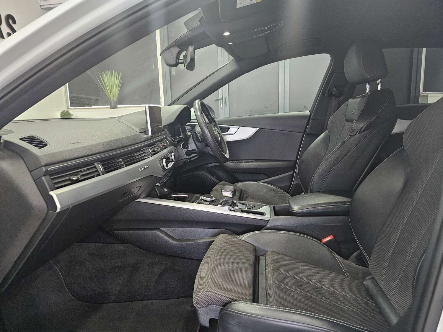 Used Audi A4 2016 for sale - 77937279: Photo 99