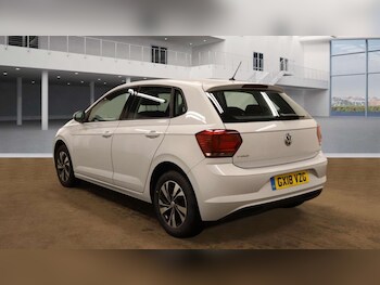 Used Volkswagen Polo 2018 for sale - 77920622: Photo