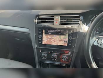 Used Volkswagen Golf 2019 for sale - 79631638: Photo