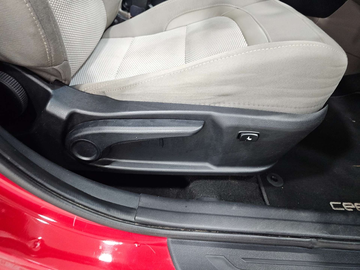 Used Kia Ceed 2012 for sale - 77033651: Photo 50