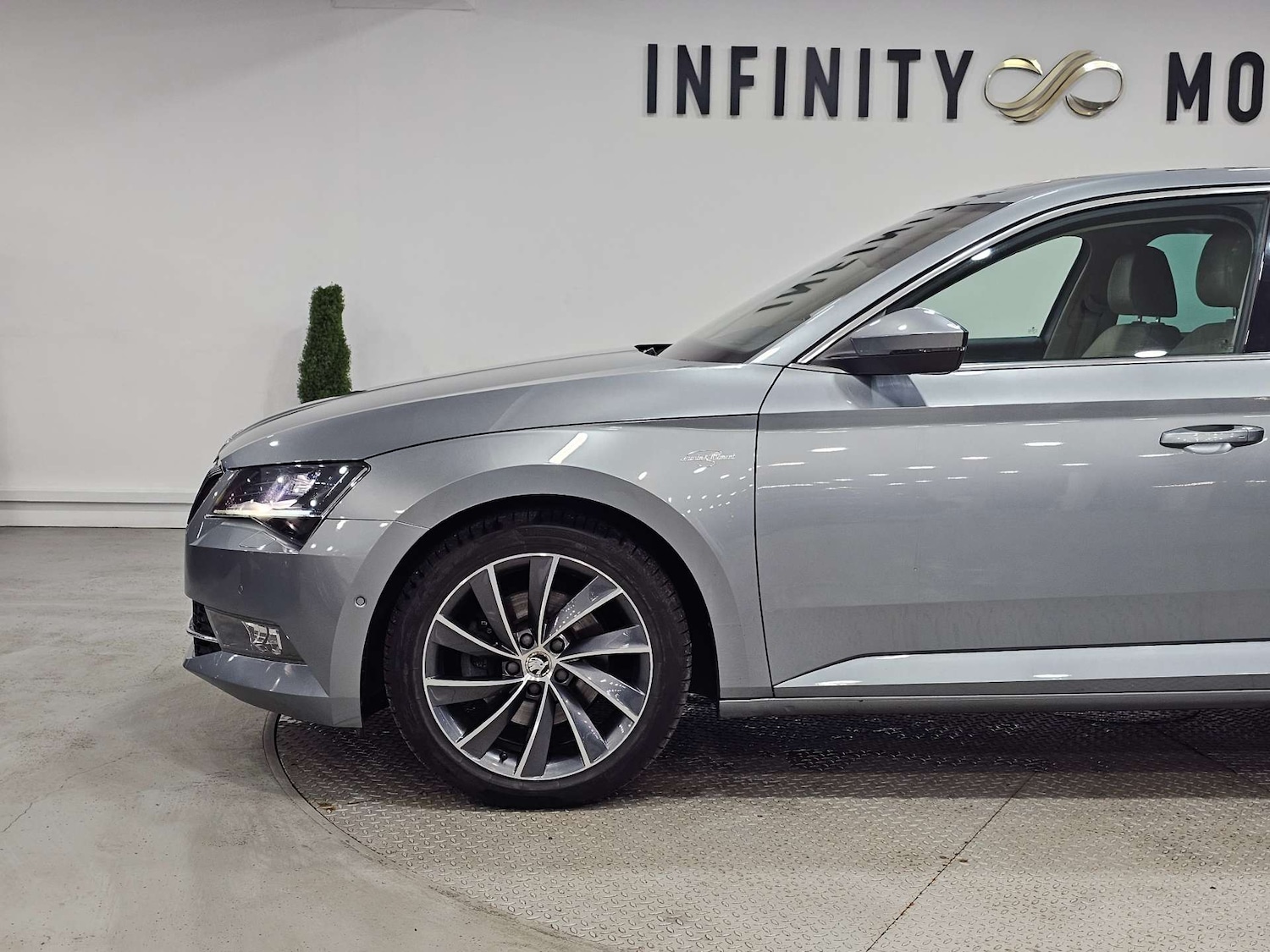 Used Skoda Superb 2015 for sale - 77394912: Photo 22