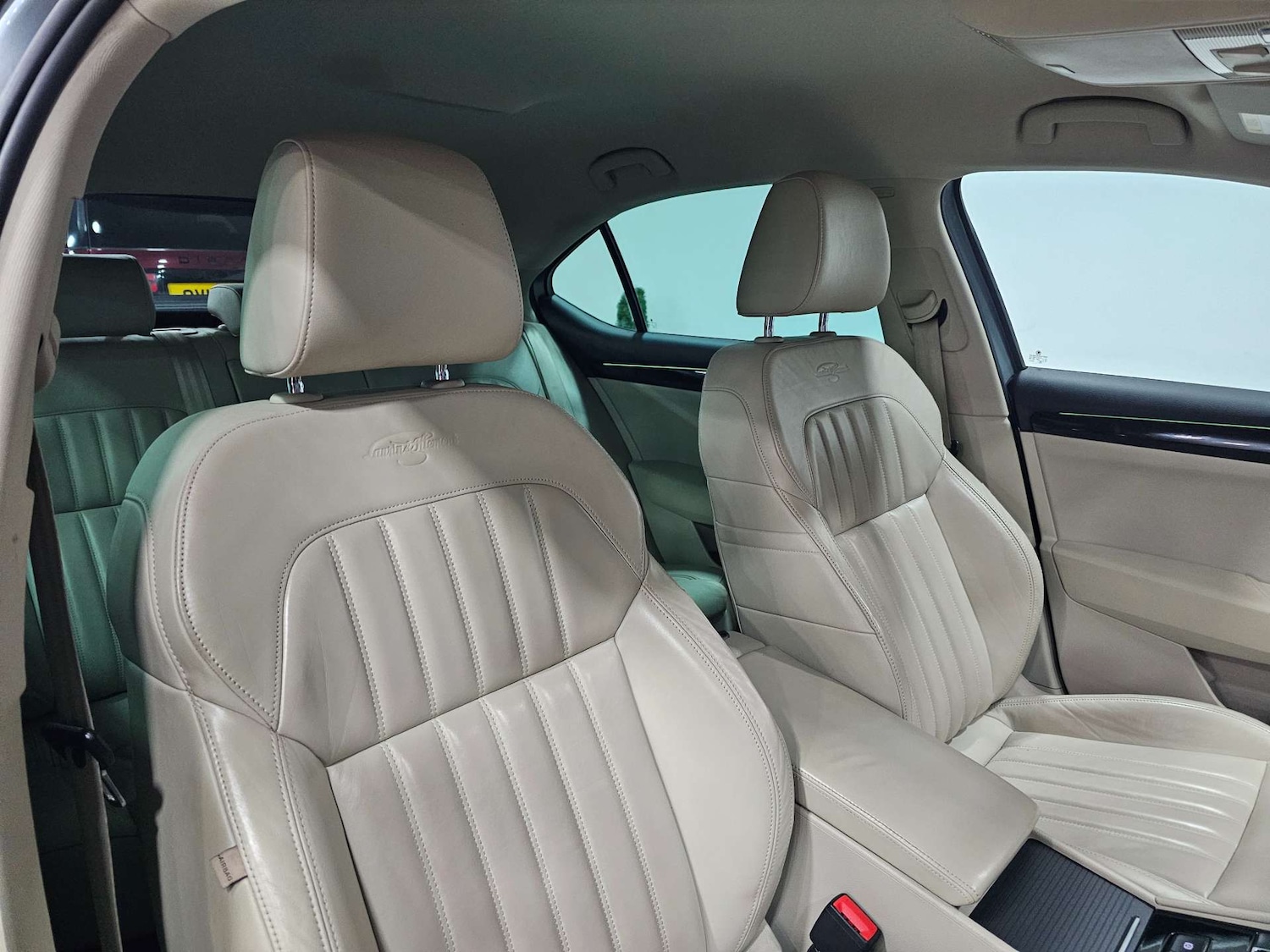 Used Skoda Superb 2015 for sale - 77394912: Photo 58