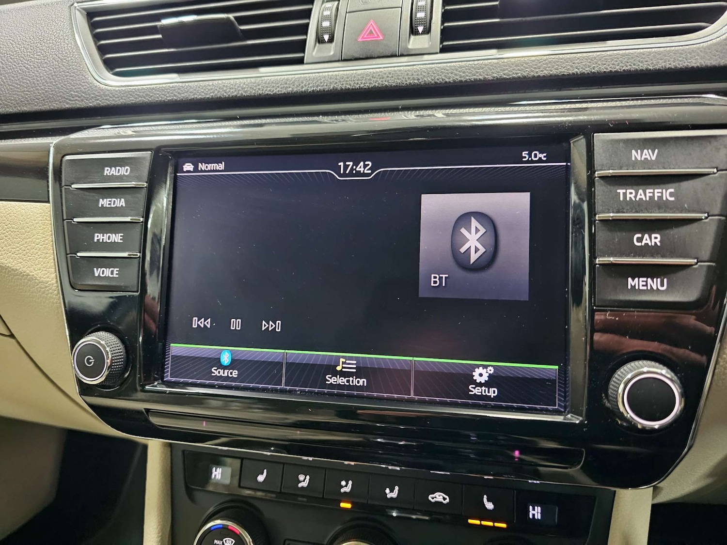 Used Skoda Superb 2015 for sale - 77394912: Photo 76