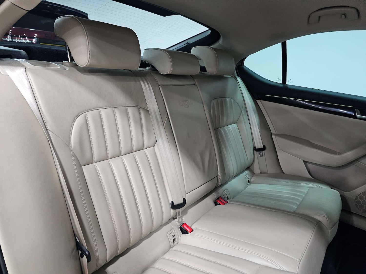 Used Skoda Superb 2015 for sale - 77394912: Photo 86