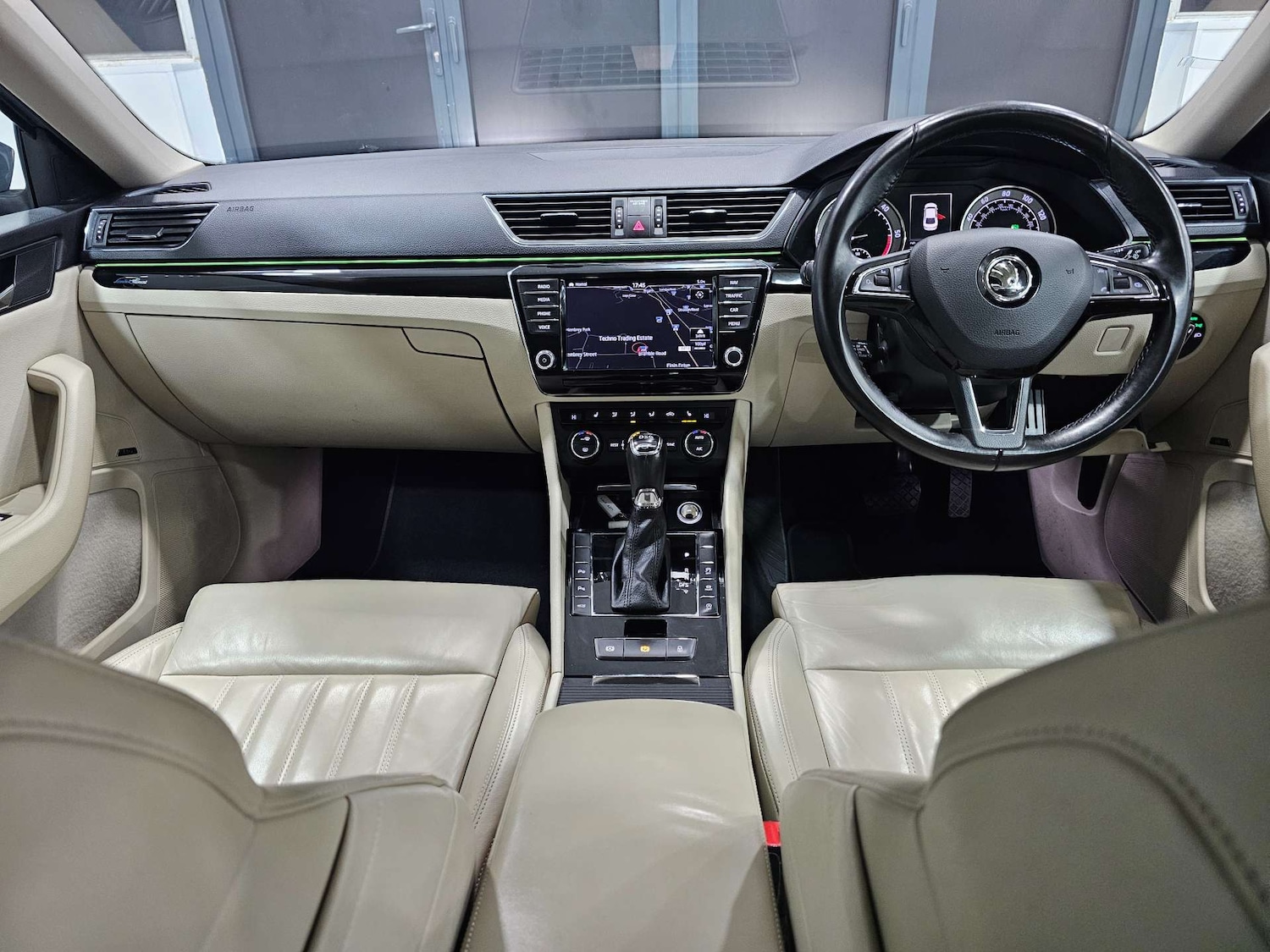 Used Skoda Superb 2015 for sale - 77394912: Photo 88