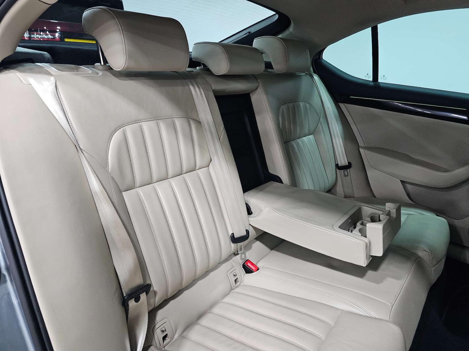 Used Skoda Superb 2015 for sale - 77394912: Photo 89