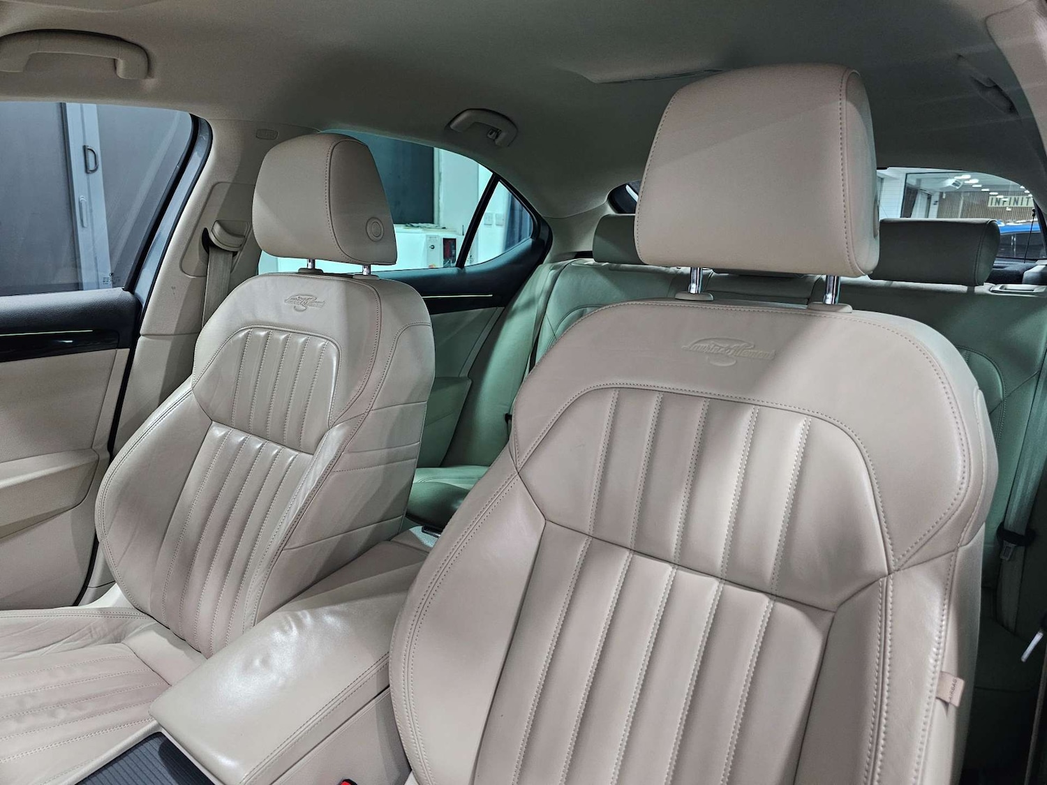 Used Skoda Superb 2015 for sale - 77394912: Photo 98