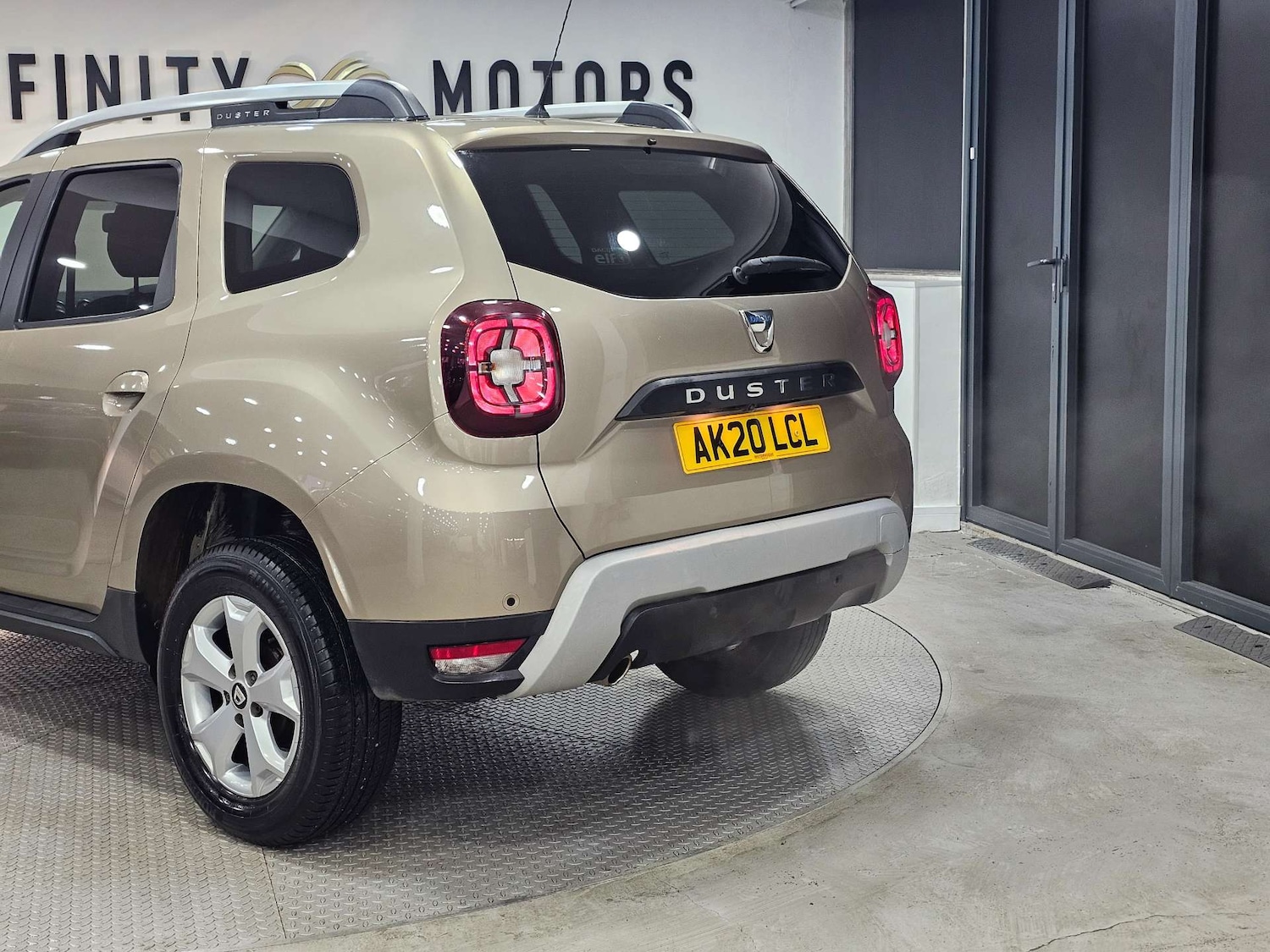 Used Dacia Duster 2020 for sale - 76972411: Photo 28