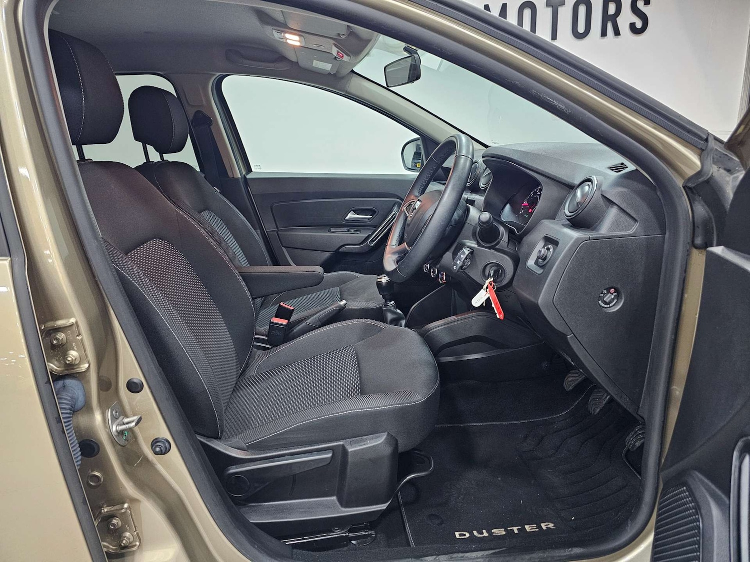 Used Dacia Duster 2020 for sale - 76972411: Photo 3