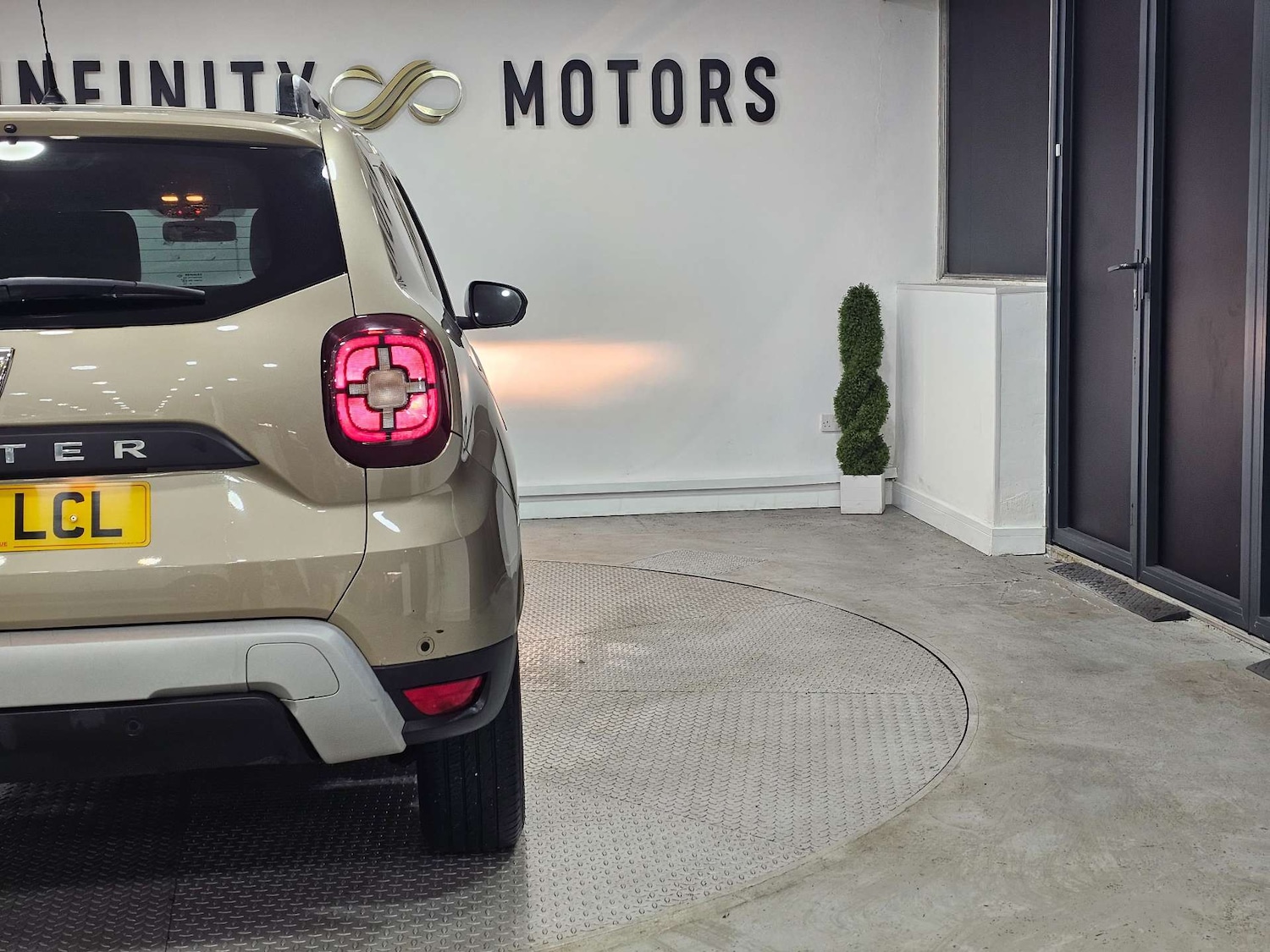 Used Dacia Duster 2020 for sale - 76972411: Photo 30