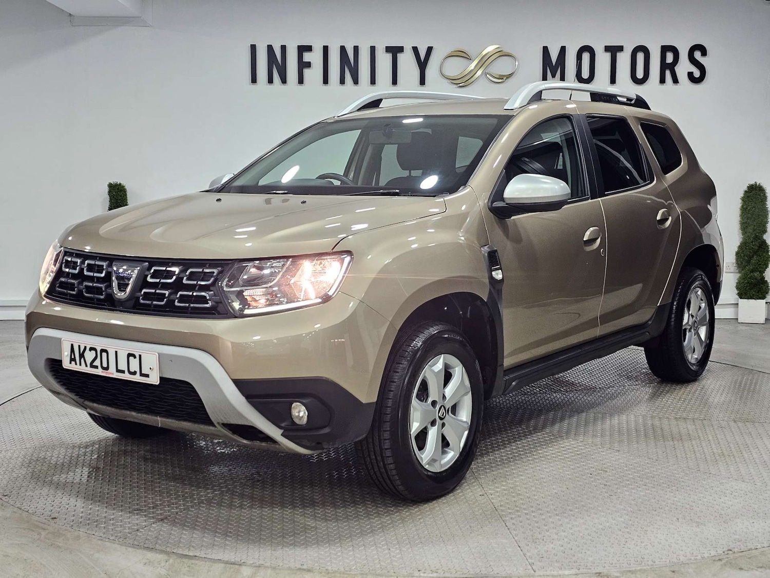 Used Dacia Duster 2020 for sale - 76972411: Photo 4