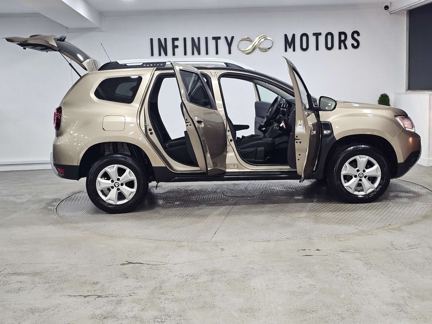 Used Dacia Duster 2020 for sale - 76972411: Photo 42
