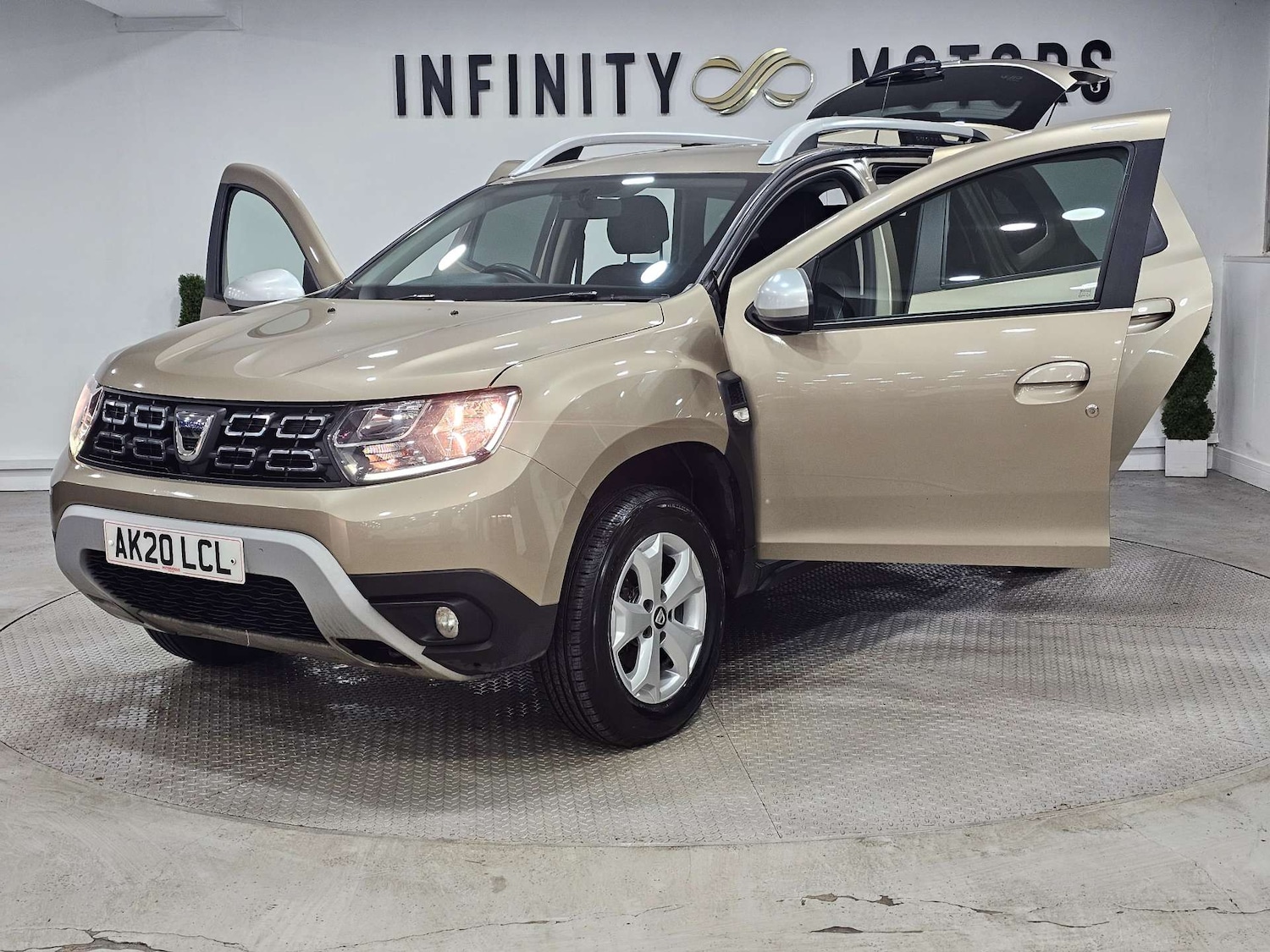 Used Dacia Duster 2020 for sale - 76972411: Photo 45
