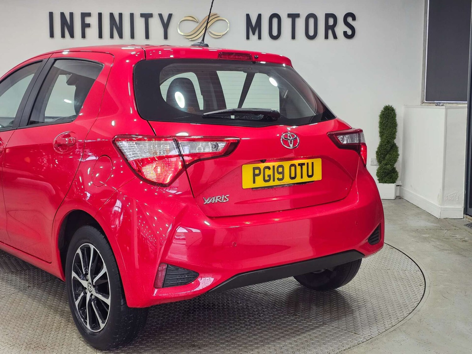 Used Toyota Yaris 2019 for sale - 77227782: Photo 28