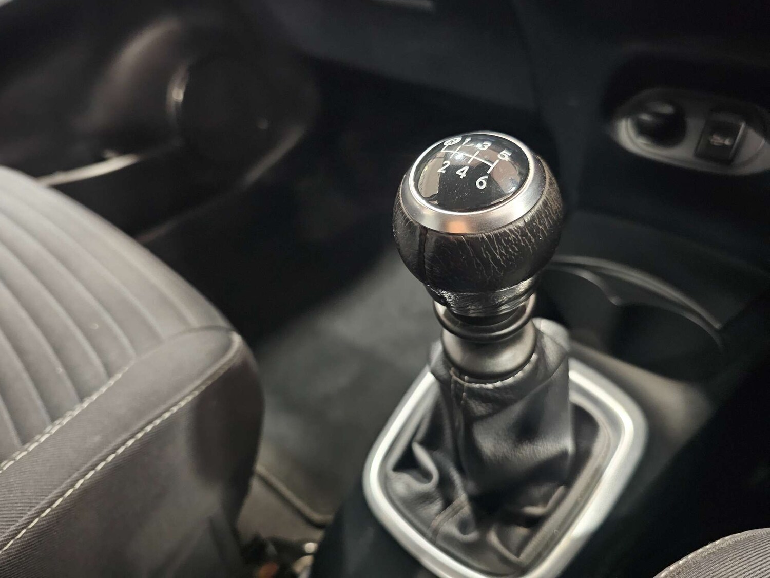 Used Toyota Yaris 2019 for sale - 77227782: Photo 56