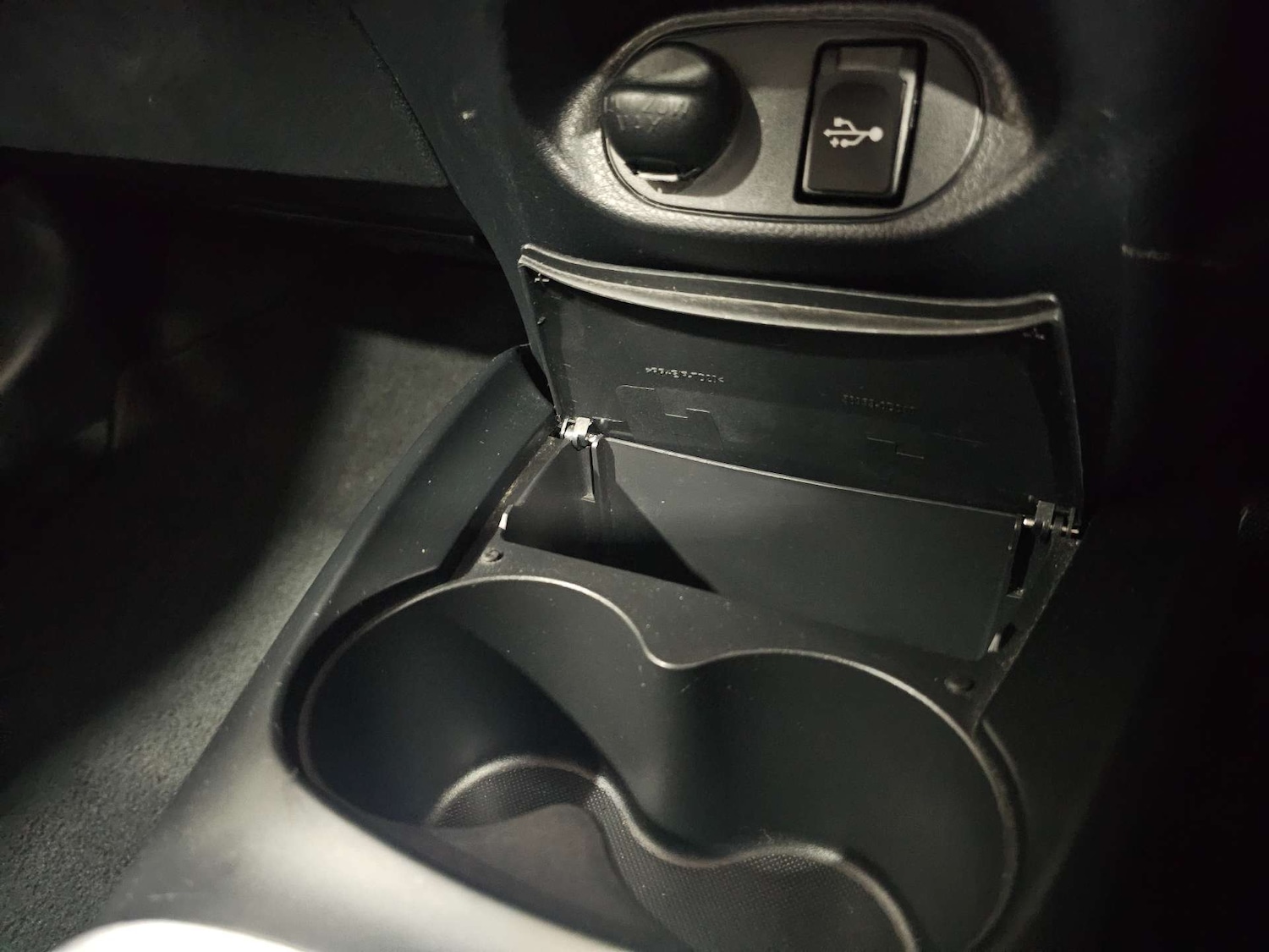 Used Toyota Yaris 2019 for sale - 77227782: Photo 58