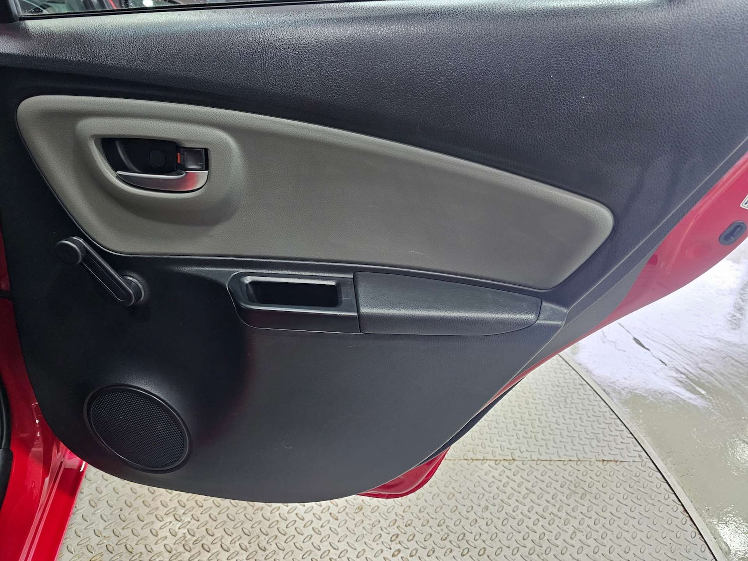 Used Toyota Yaris 2019 for sale - 77227782: Photo 75