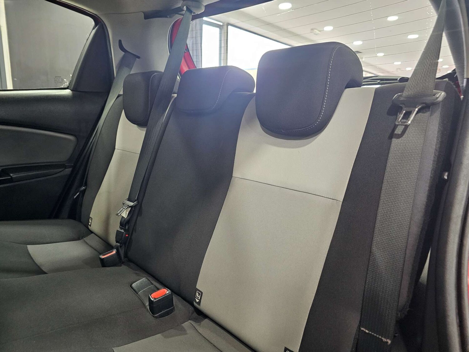 Used Toyota Yaris 2019 for sale - 77227782: Photo 82