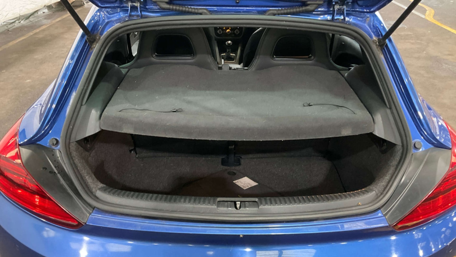 Used Volkswagen Scirocco 2017 for sale - 76972469: Photo 7