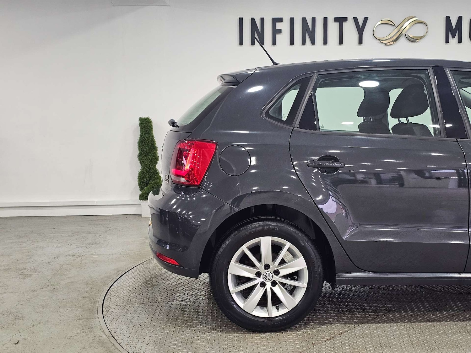 Used Volkswagen Polo 2016 for sale - 77148635: Photo 37