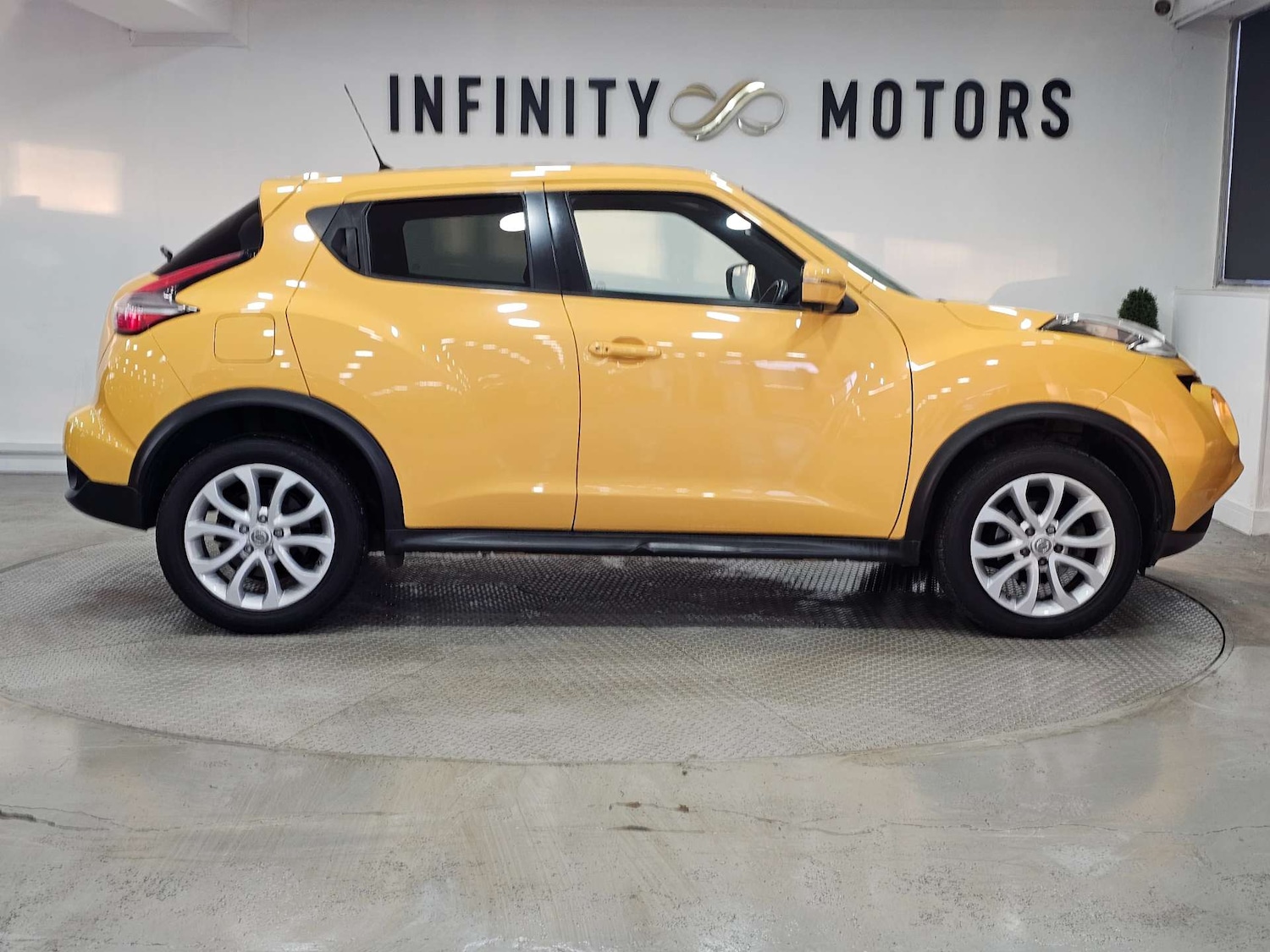 Used Nissan Juke 2015 for sale - 77083602: Photo 35