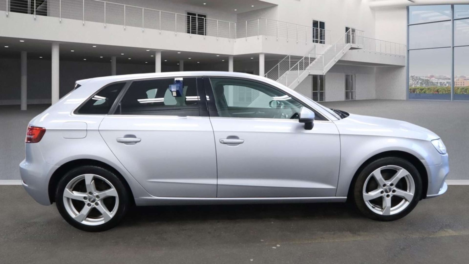 Used Audi A3 2017 for sale - 77170321: Photo 7