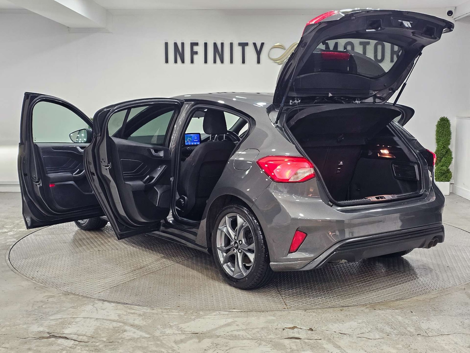 Used Ford Focus 2020 for sale - 77028313: Photo 47